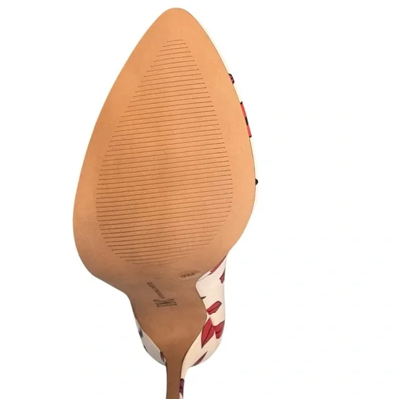 INC International Concepts Pointed Toe Heels – Lips Print – Size 7 - Picture 6 of 8